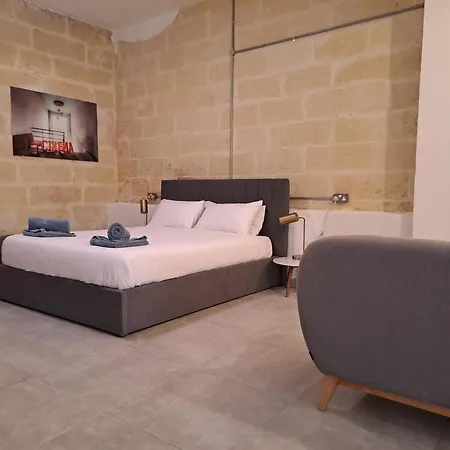 בית נופש St Julians Spacious Saint Julian's